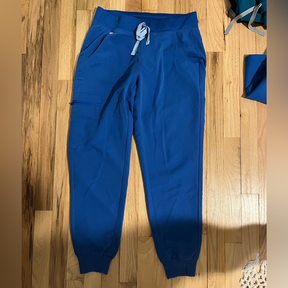 figs blue jogger scrub pants
